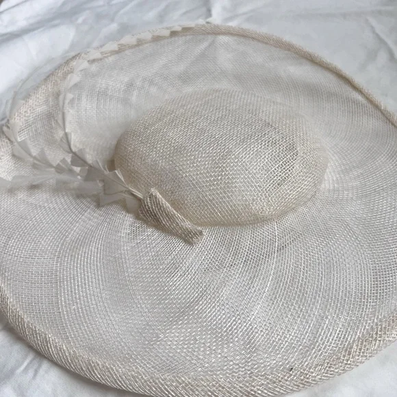 Fascinator - Picture 3 of 4